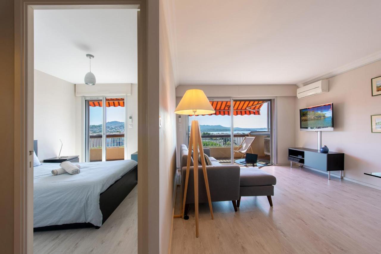 Le Cadet - Vue Panoramique Ville Et Baie De Sanary Sur Mer, Parking & Terrasse - 2 A 4 Pers Eksteriør bilde