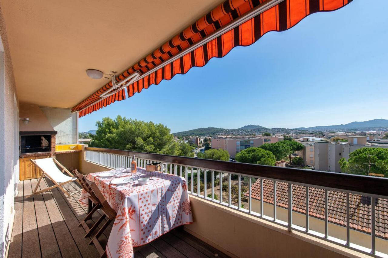 Le Cadet - Vue Panoramique Ville Et Baie De Sanary Sur Mer, Parking & Terrasse - 2 A 4 Pers Eksteriør bilde