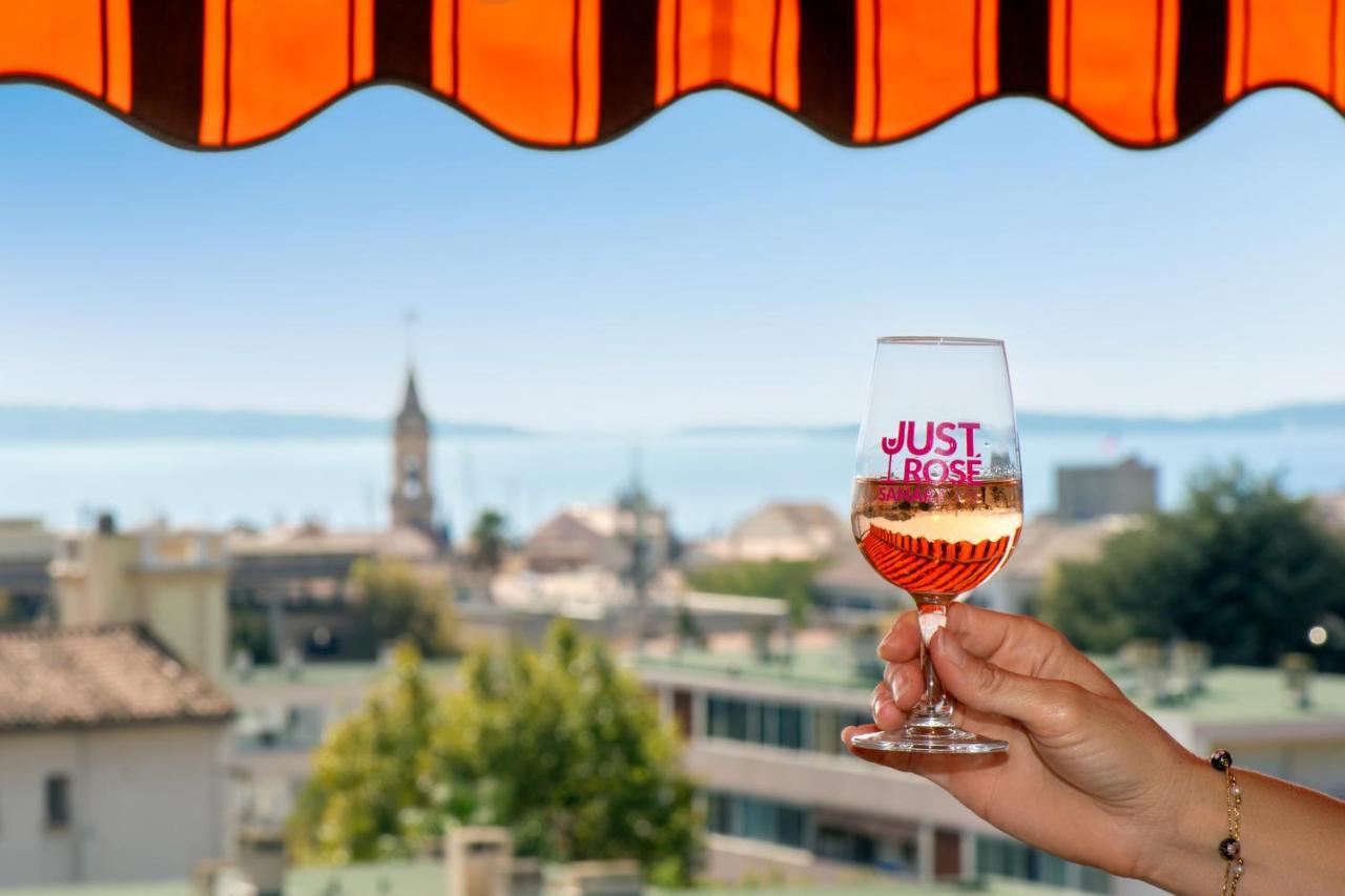 Le Cadet - Vue Panoramique Ville Et Baie De Sanary Sur Mer, Parking & Terrasse - 2 A 4 Pers Eksteriør bilde